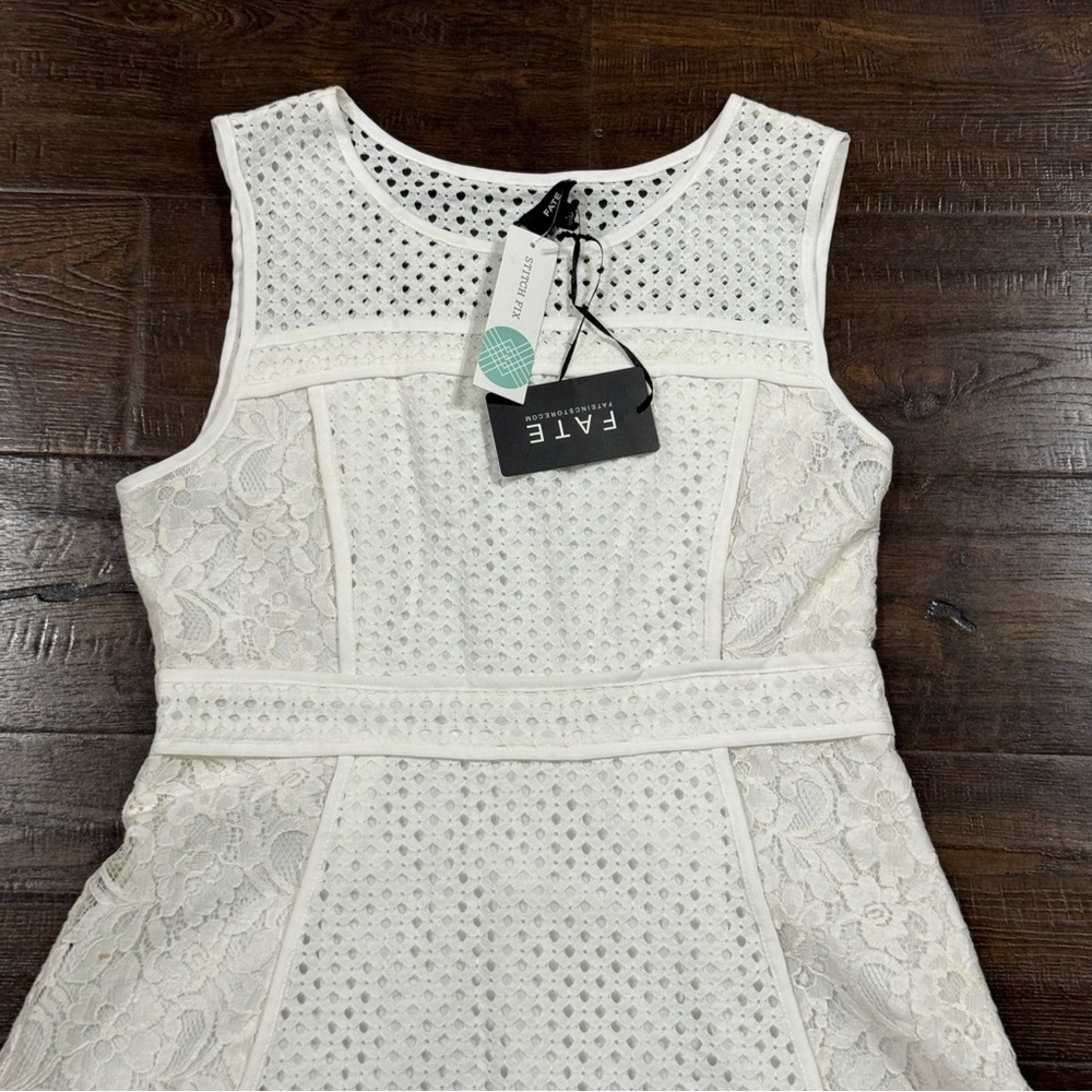 Fate Jonetta White Sleeveless Lace Dress Size Large Women - Picture 2 of 11